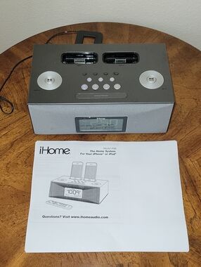 iHome iP88 Dual Dock Alarm Clock Radio for iPhone/iPod, Grey, VGUC, Works